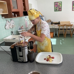 20250915_082411193_iOS