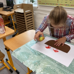 20250916_102436570_iOS