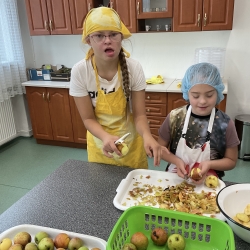 20250922_083432423_iOS