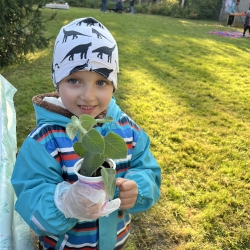 20251003_141005918_iOS