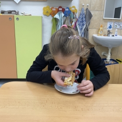 20251006_102841914_iOS