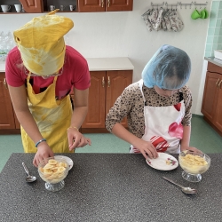 20251022_085349447_iOS