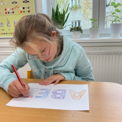 20251030_092245094_iOS