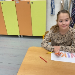 20251030_092342134_iOS