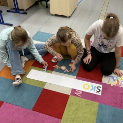 20251030_104445093_iOS